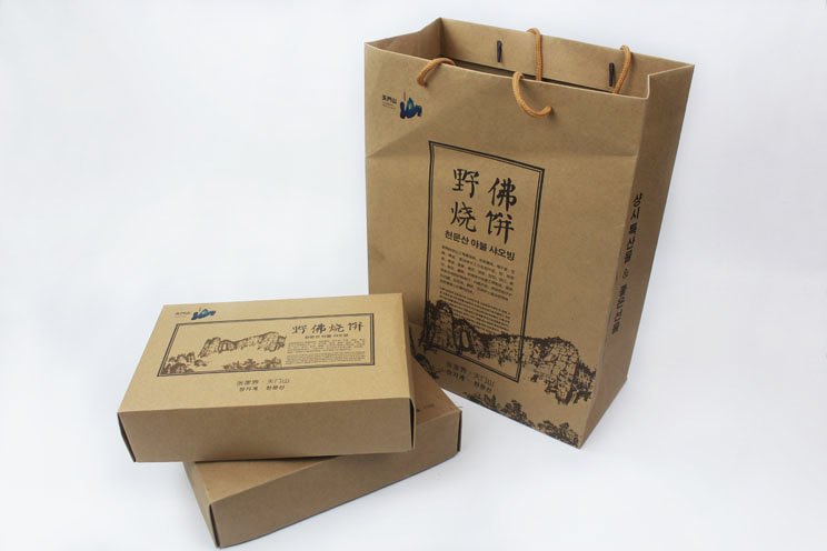 这样原汁原味土特产礼品盒+手提袋套装你也想要吗？快来长沙印刷厂澳门金年会app下载官网定制！